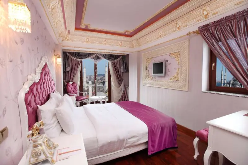 Deluxe Golden Horn Hotel
