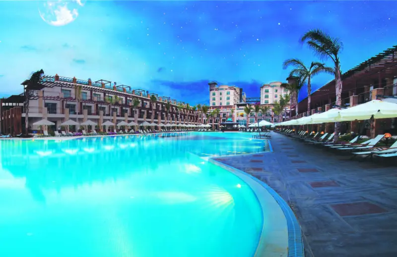 Cratos Premium Hotel