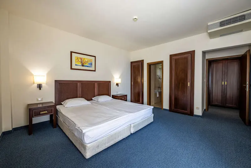 Lotos Hotel