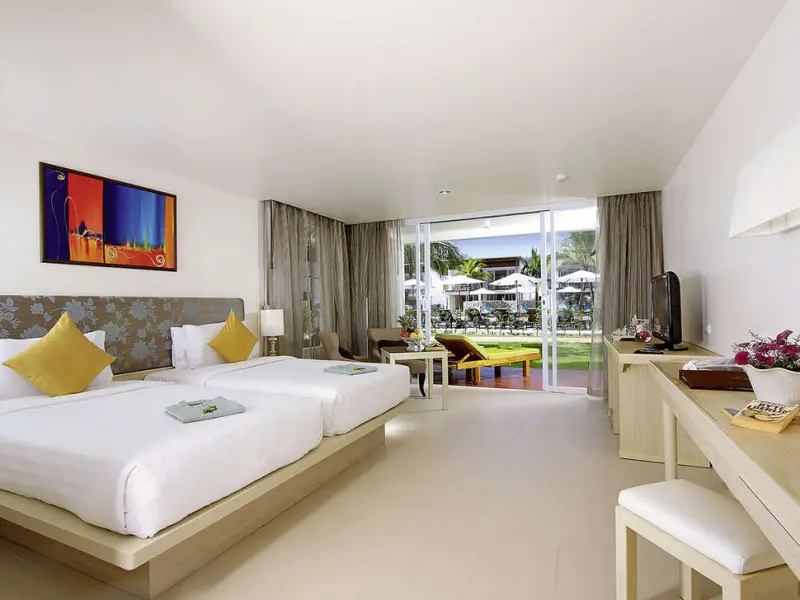 The Briza Beach Resort, Khao Lak