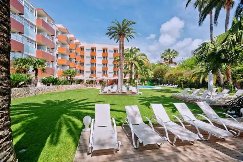Mònica Hotel