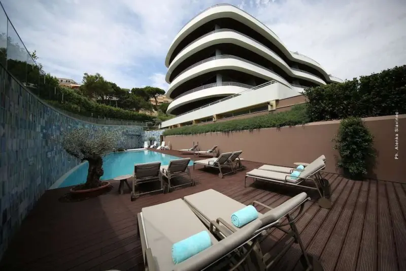 Alàbriga Hotel & Home Suites