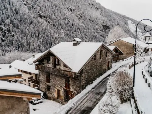 Chalet Algonquin - French Alps Chalet