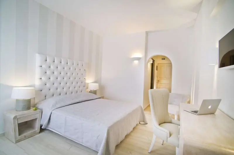 Santorini Palace