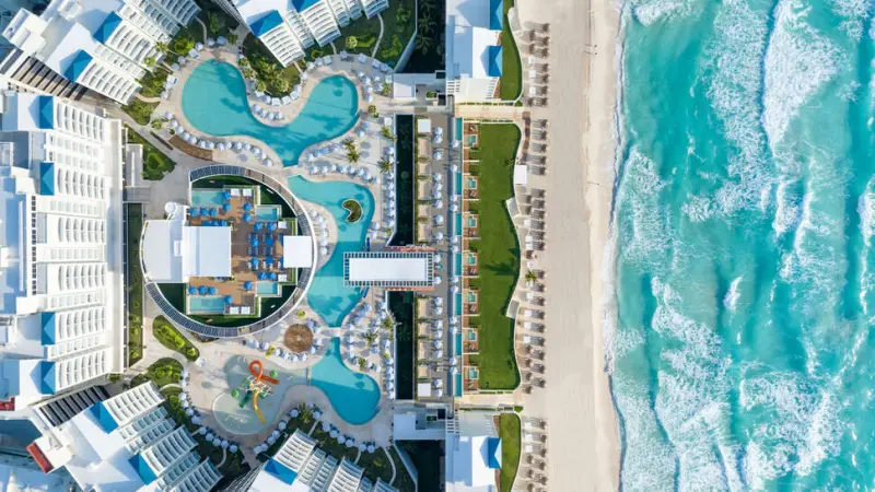 Hilton Cancun Mar Caribe All-Inclusive Resort