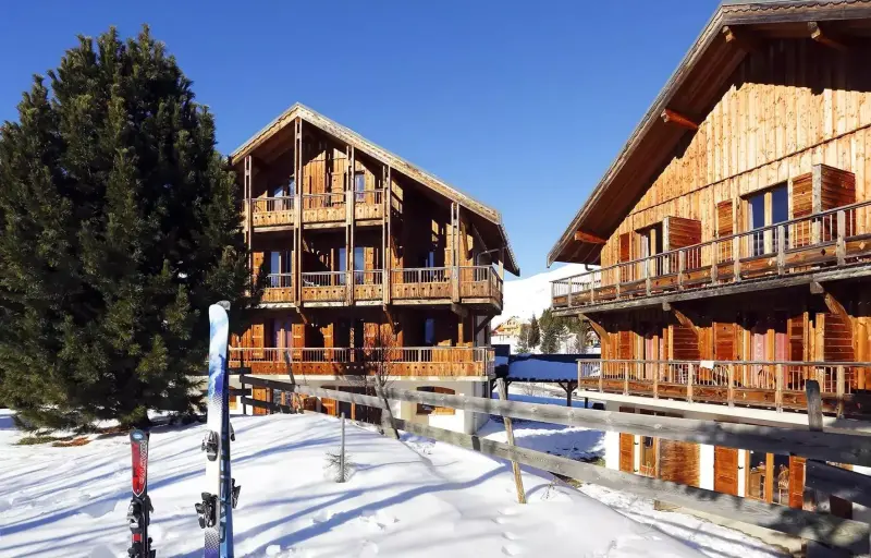 Les Chalets Des Cimes