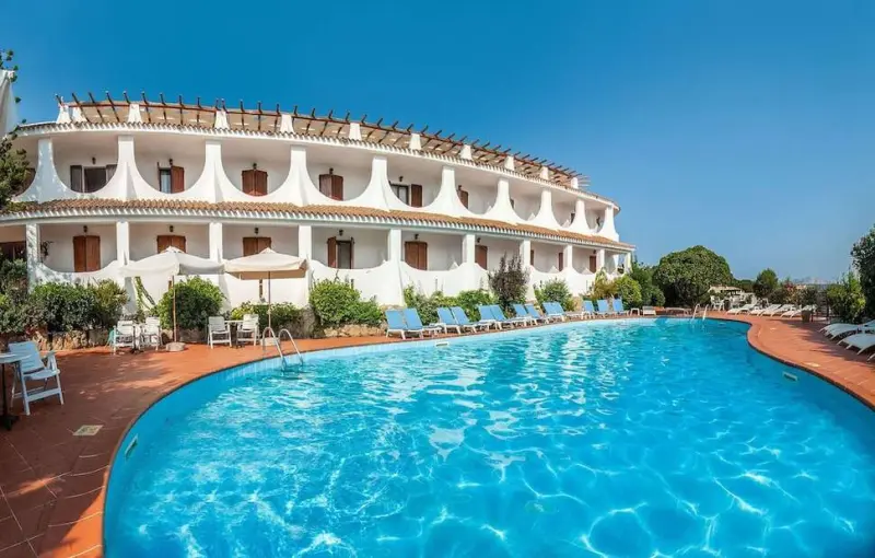 Hotel Punta Est - Baja Sardinia