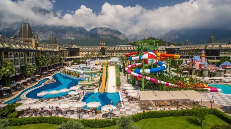 Crystal Prestige Elite Hotel