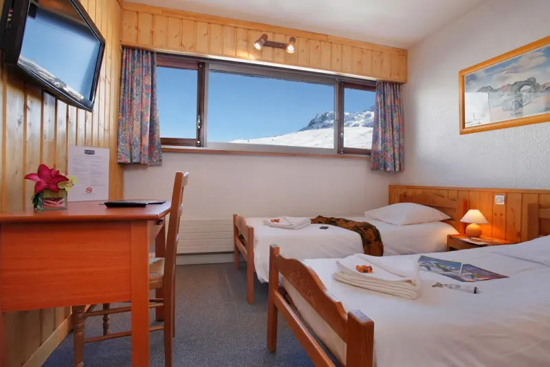 HOTEL ELIOVA LE CHAIX