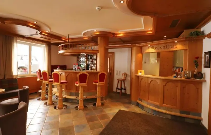 Hotel Charly