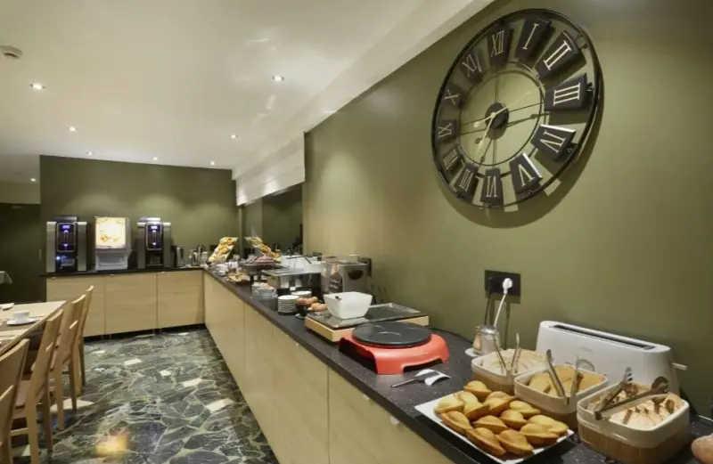 Hôtel Eliova L'eau Vive