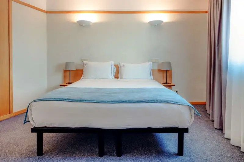 VIP Executive Éden Aparthotel