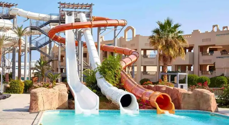 Coral Sea Water World Resort