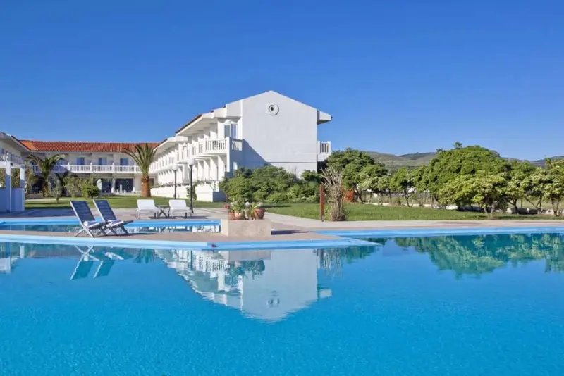 Mrs Chryssana Beach Hotel