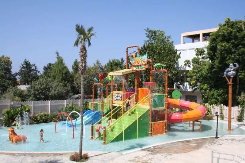 Mayfair Gardens