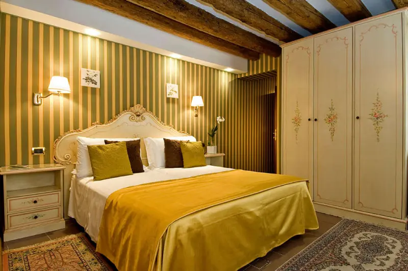 Santa Marina Hotel