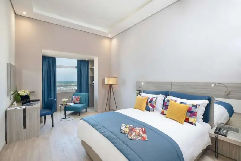 Marina Bay Hotel