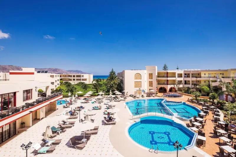 Vantaris Palace Hotel