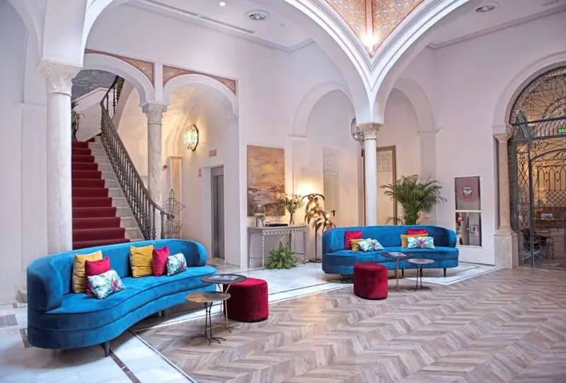 Petit Palace La Campana