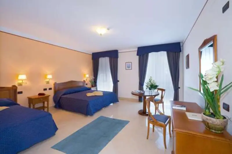 Ulisse Deluxe Hostel Sorrento