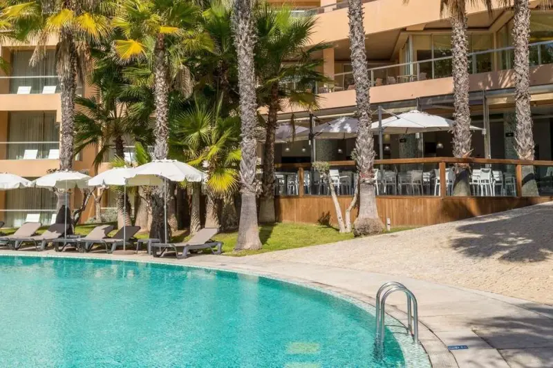 NAU Sao Rafael Suites