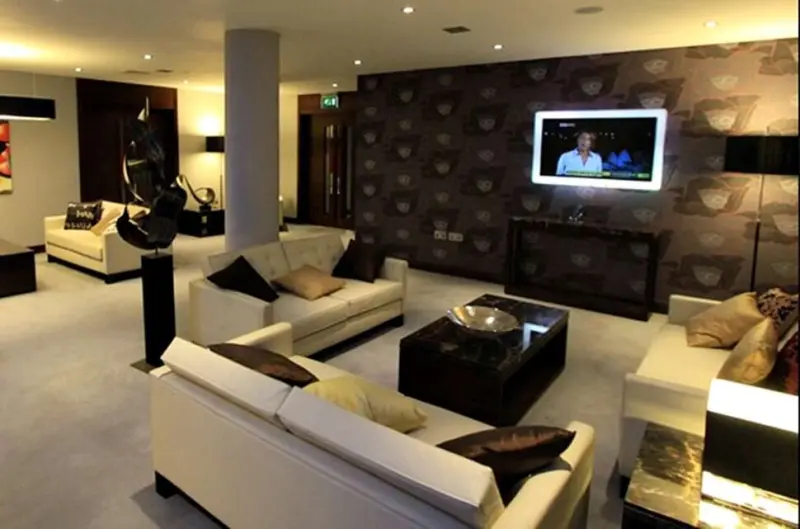 Hotel Rafayel