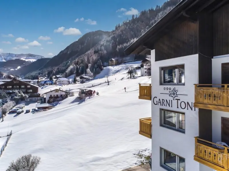 Garni Toni