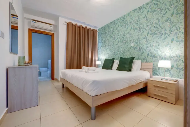 Sliema Tigne Suites - Apart Hotel