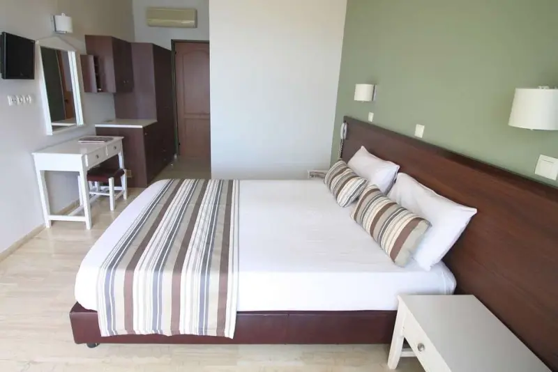 Horizon Beach Hotel
