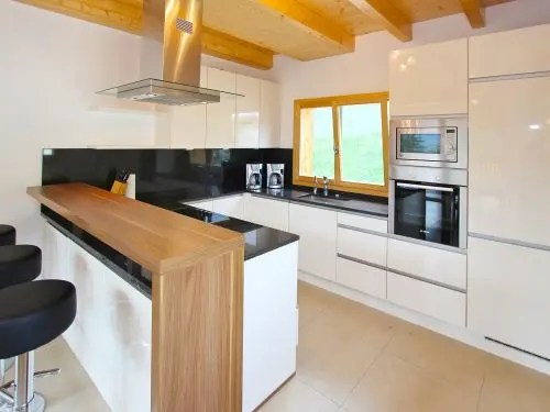 Chalet Chaud by alpenchalets.com