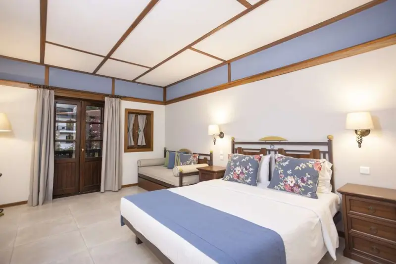 Simantro Resort