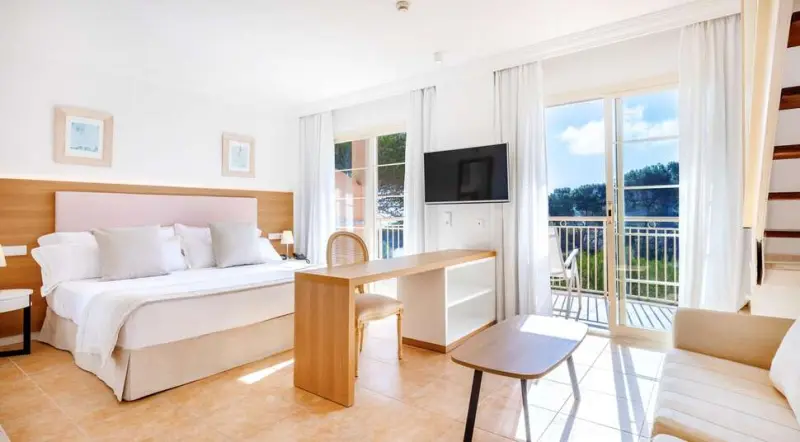 VIVA Cala Mesquida Suites & Spa Adults only 16+