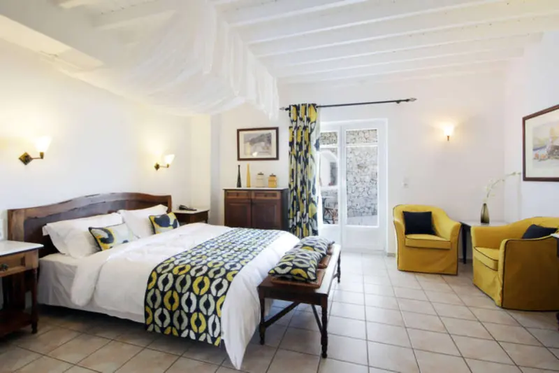 Pelican Bay Hotel