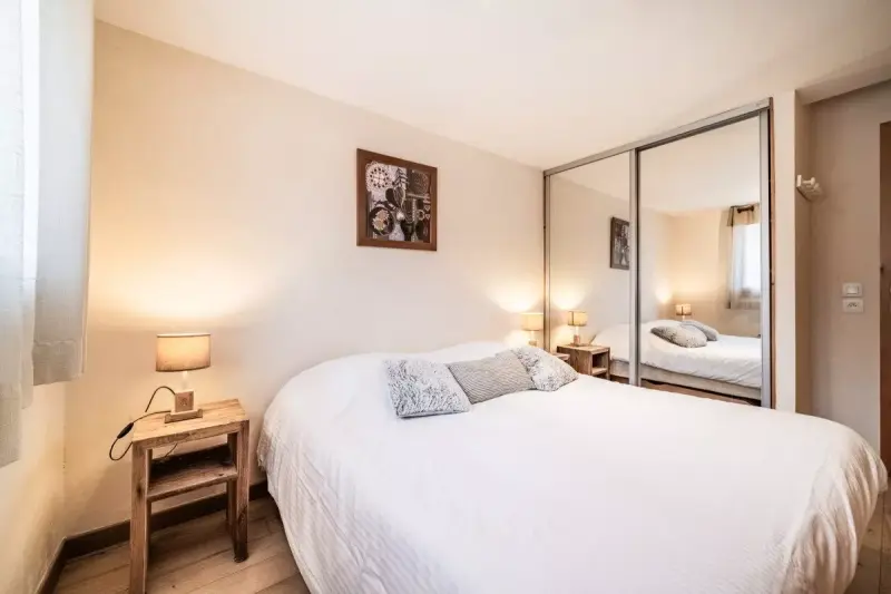 Le Cristal 2 - One-Bedroom Apartment (3 Adults + 2 Children)