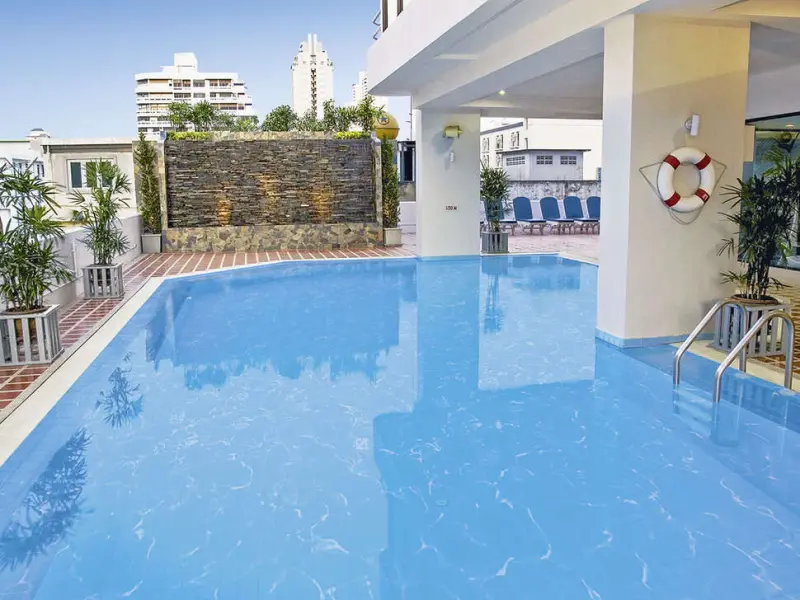 Taipan Hotel