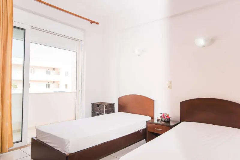 Yiannis Manos Hotel