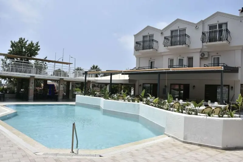 Magic Tulip Beach Hotel