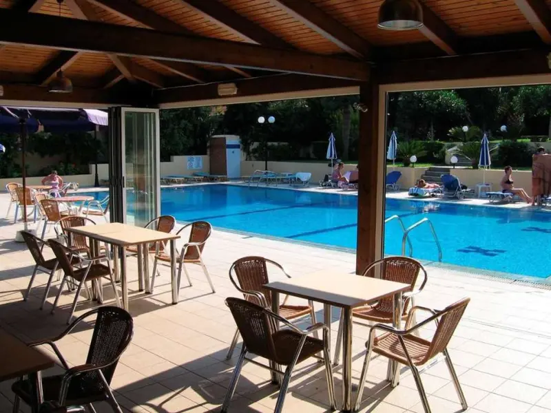 Sylvia Aparthotel
