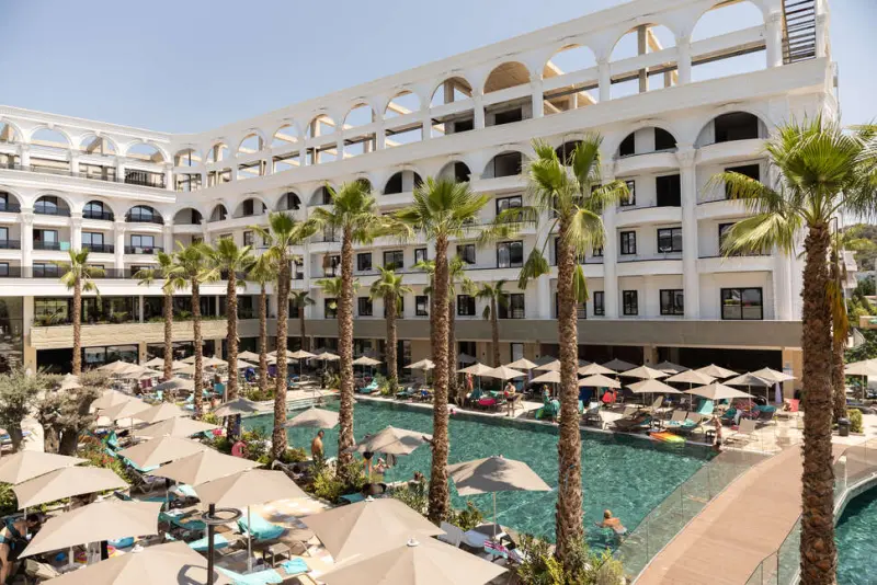 Fafa Aqua Palace Resort & Spa