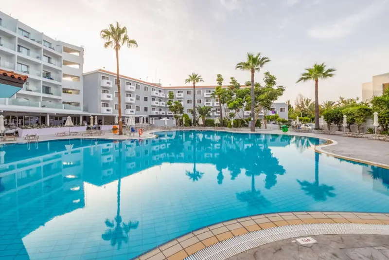 Narcissos Hotel Apartments