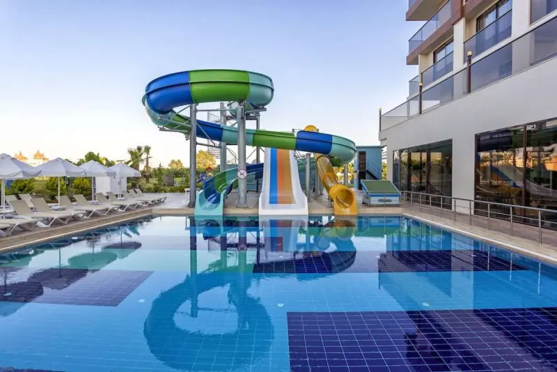 Glamour Resort Spa Hotel