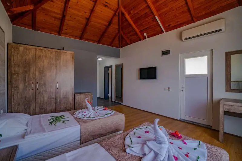 Senza Garden Holiday Club