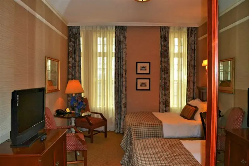 The Wall Street Inn