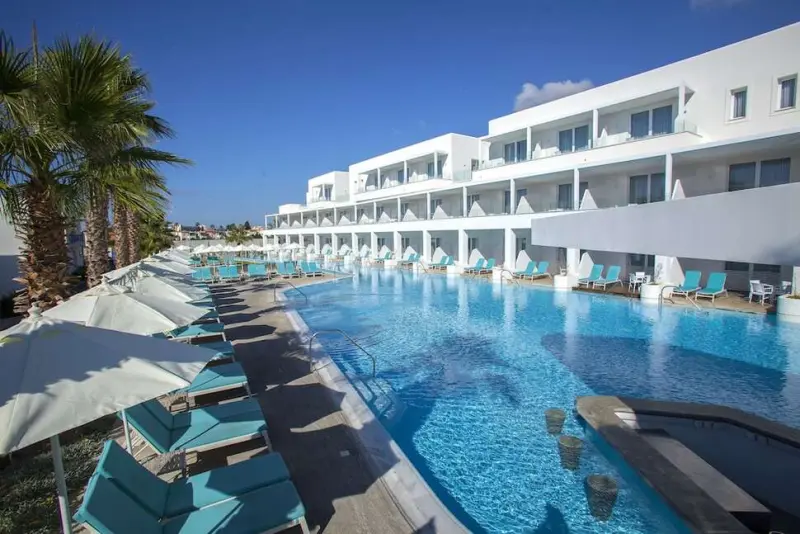 Aliathon Resort
