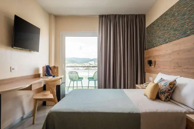 Hotel Caprici Verd