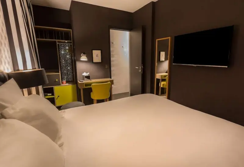 La Parizienne Hotel
