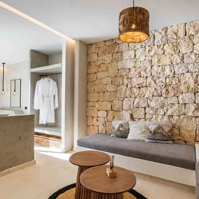 Almyra Boutique Suites