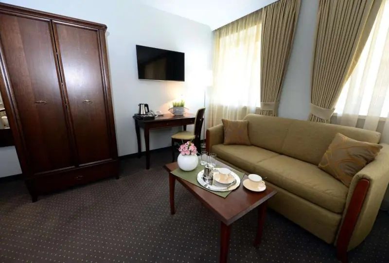 Alexandar Square Boutique Hotel