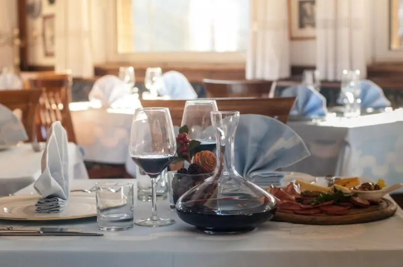 Hotel Ristorante Ai Pini