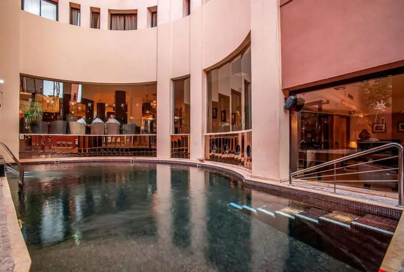 Dellarosa Hotel Suites & Spa